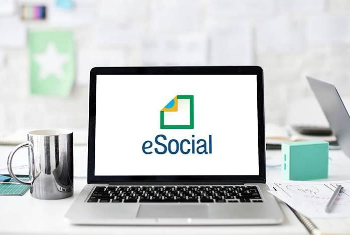 Alvo de críticas dos empresários, eSocial deve acabar até o fim deste ano 